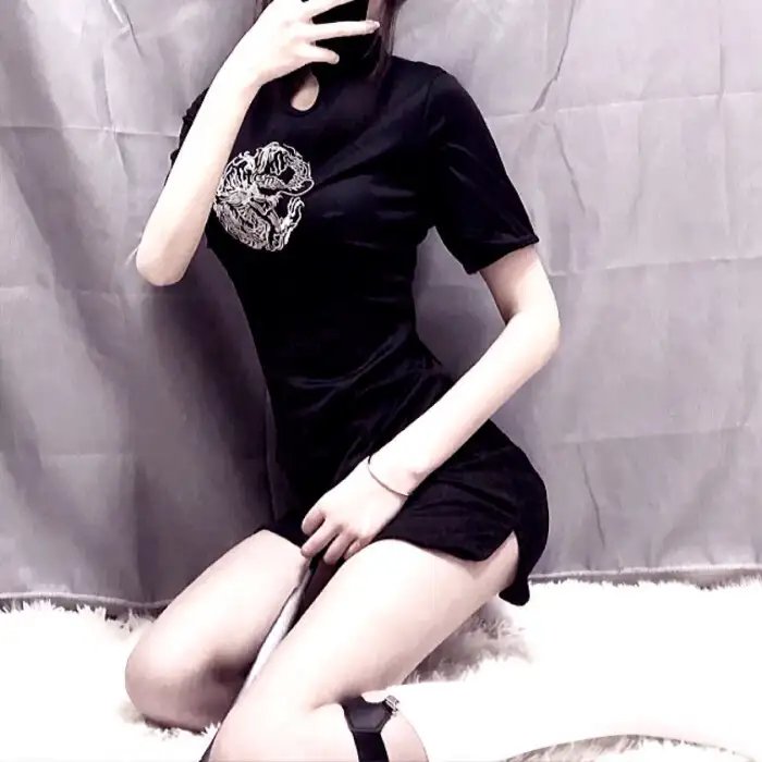 女他